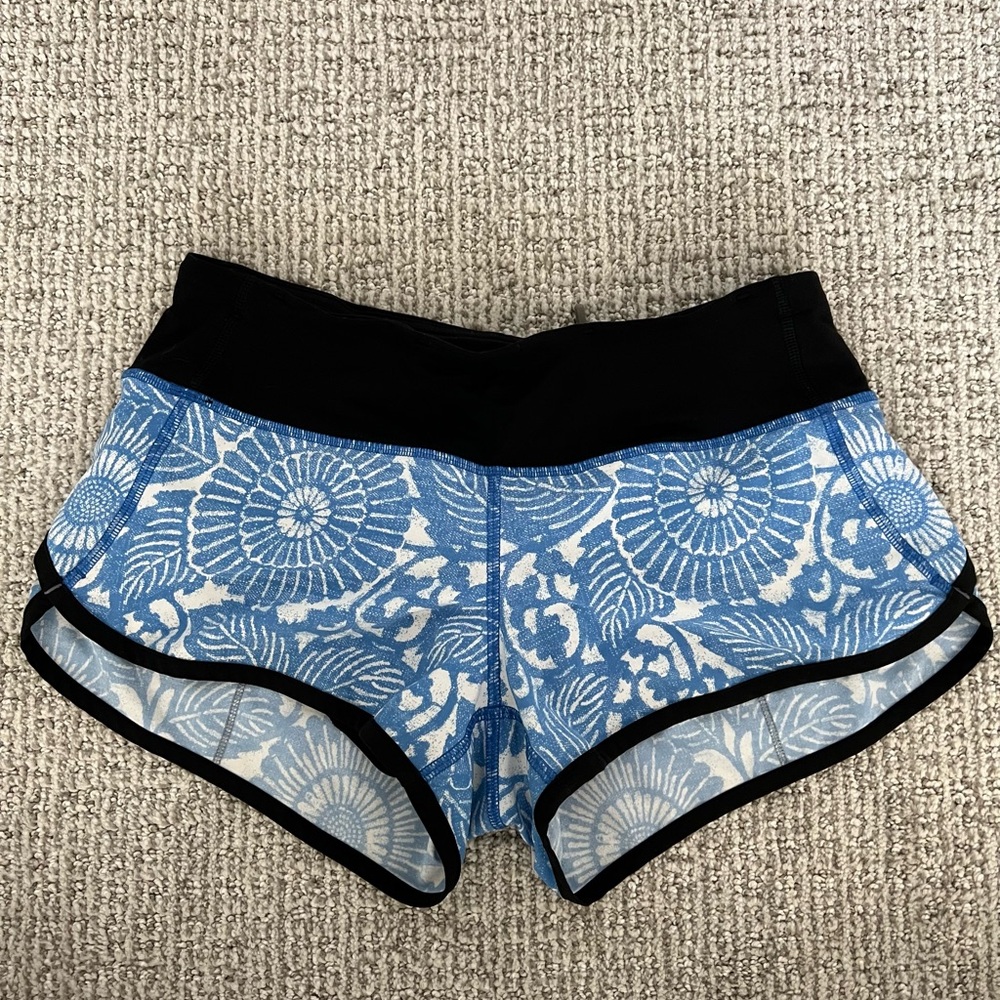 Lululemon shorts size 2
